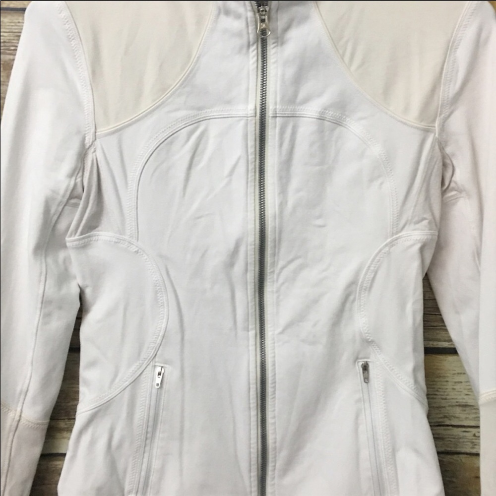 Lululemon Define Jacket - Picture 2 of 4